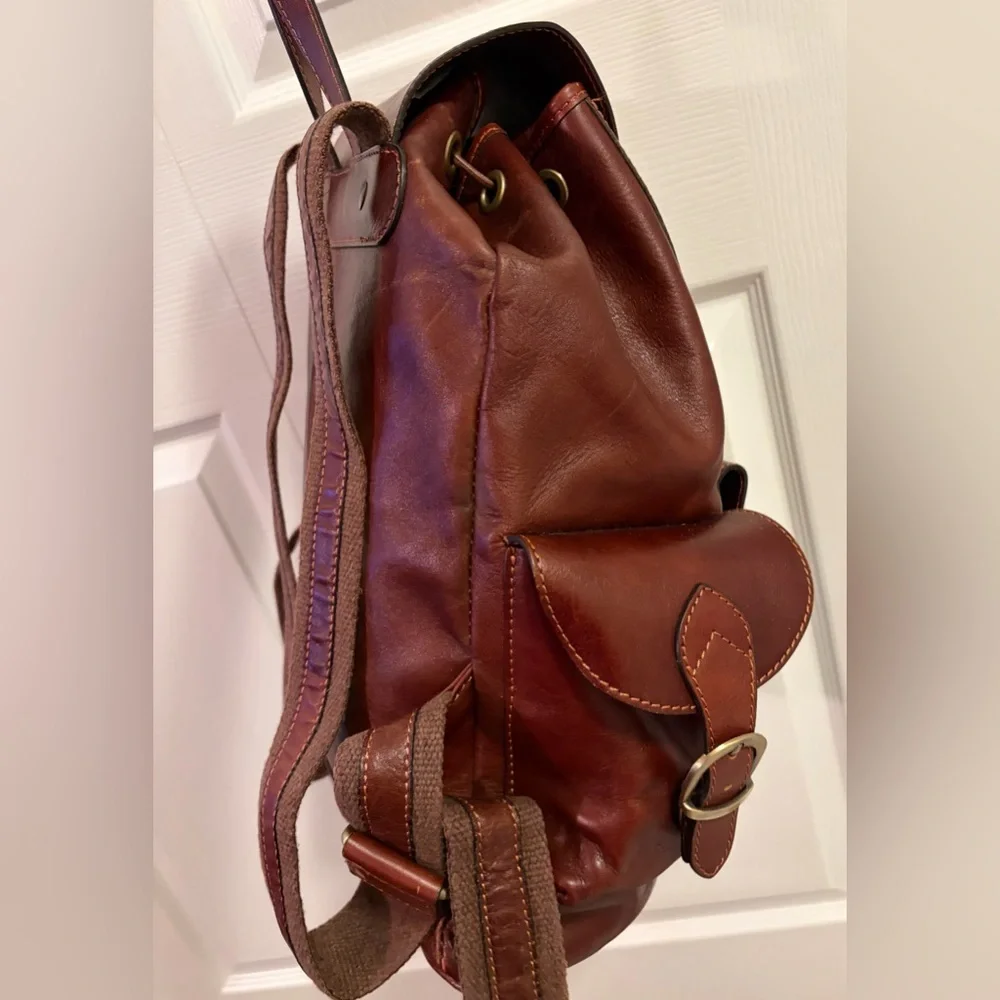 Old Angler Firenze Backpack Leather 3 Pockets Compartment Laptop Backpack